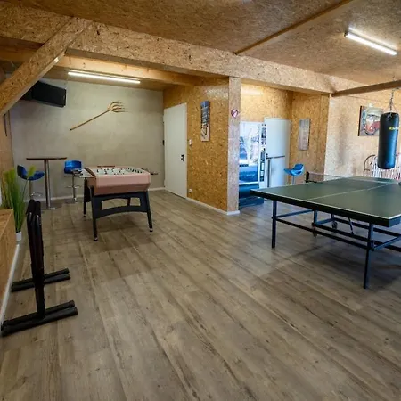 Up To 37 People - Your - Mountain Apartment *